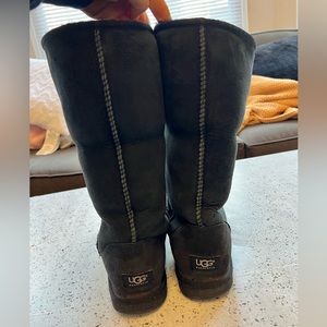 UGG Classic II Boot